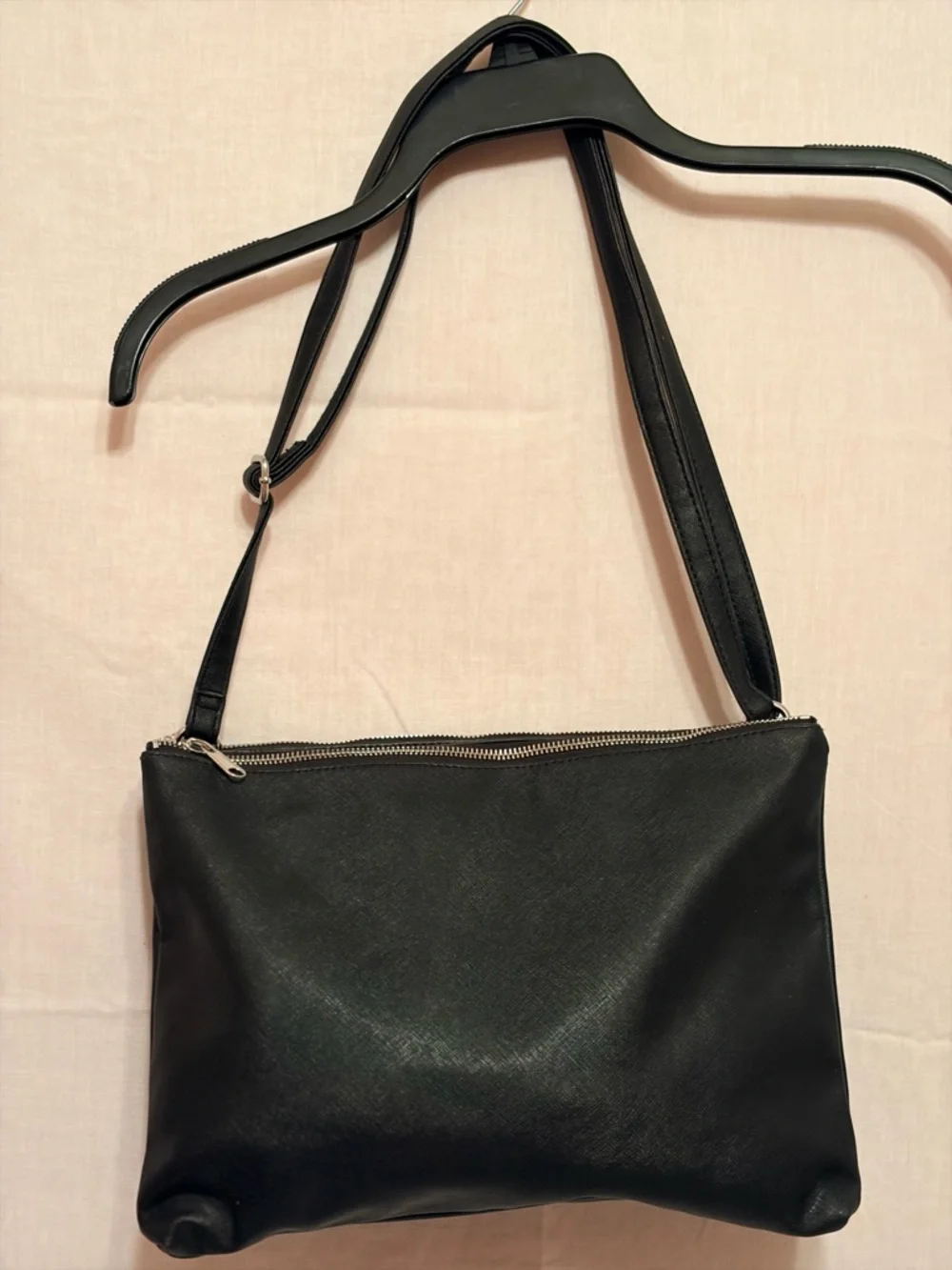 Black Mickey & Minnie Kiss Crossbody Bag - Disney Design